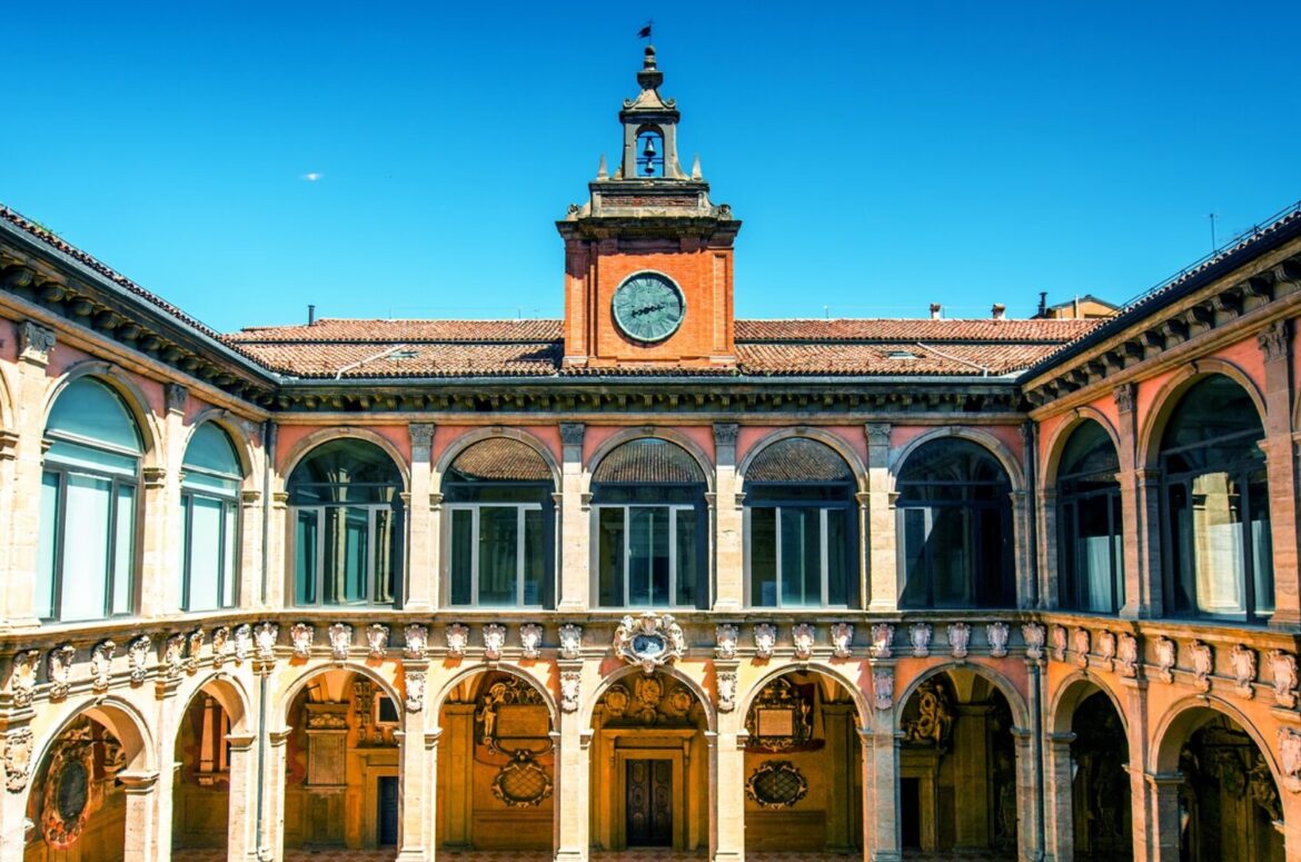 İtalya Öğrenci Vizesi (D Tipi) Nasıl Alınır? 2026 Güncel Evrak Listesi